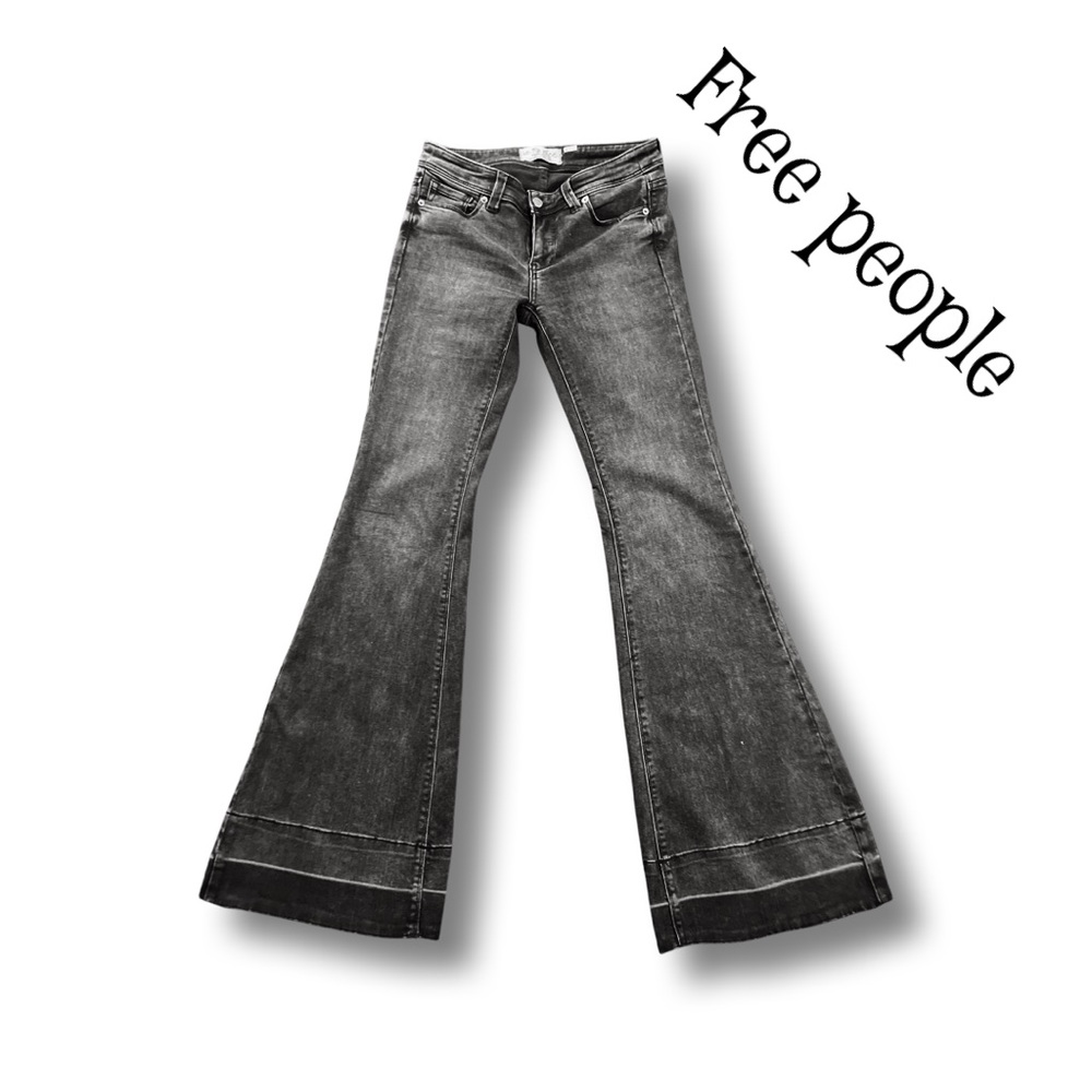 We the Free- Free people Black Wash Flair